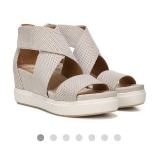 Dr. Scholl’s “Sheena Wedge Sandal” Like New! EUC!